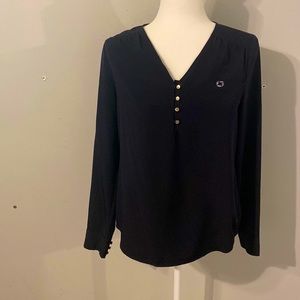 Chase lands end Navy top